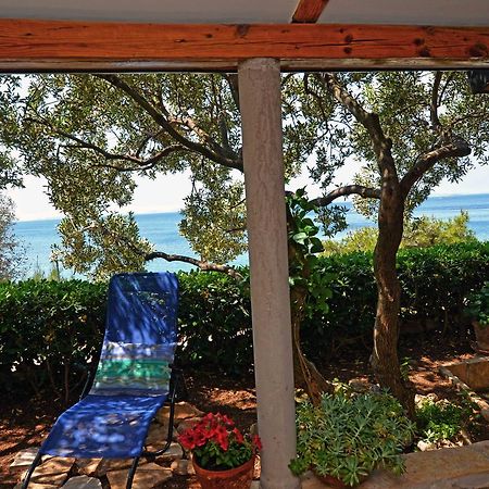Sea Side Apartment Murter Exterior photo